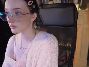 lindsaydeee – webcam model profile photo Image 3