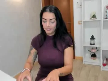 luckrose – webcam model profile photo Image 15