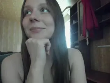 Allla – webcam model profile photo Image 10