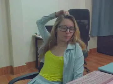 SweetLolllli – webcam model profile photo Image 4