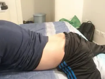 YoungSquad – webcam model profile photo Image 17