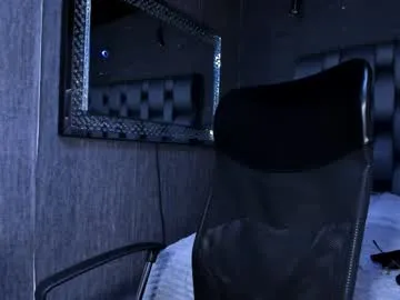 kur_purp – webcam model profile photo Image 11