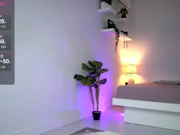 mariehw_r – webcam model profile photo Image 14