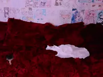 LollyMille – webcam model profile photo Image 8