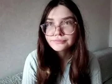 emelysimonson – webcam model profile photo