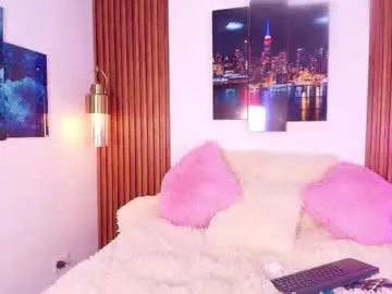 DoriDeluxe66 – webcam model profile photo Image 7