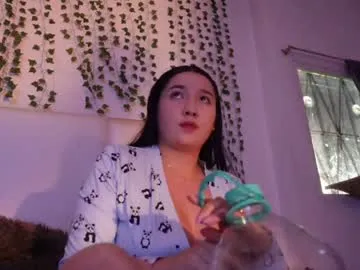 Linnea – webcam model profile photo Image 12