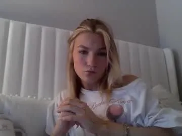 emmabrooksxo show preview