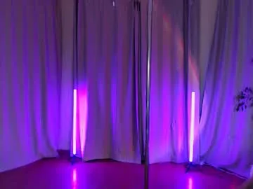 alicefez – webcam model profile photo Image 19