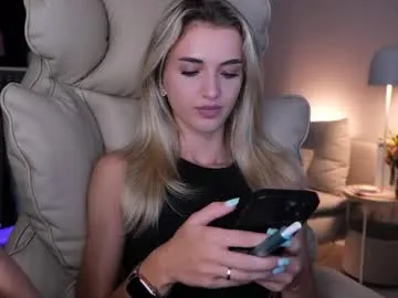 mayadashaaa – webcam model profile photo Image 13