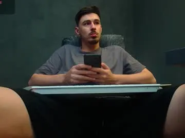 octavarium211 – webcam model profile photo Image 14