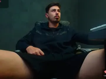 octavarium211 – webcam model profile photo Image 16