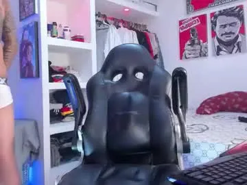 sigmasian – webcam model profile photo Image 16