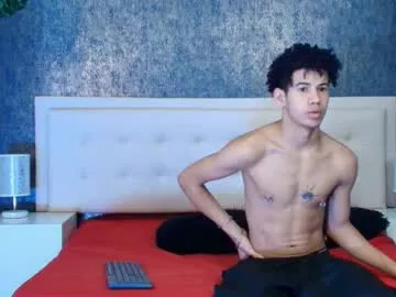 octavarium211 – webcam model profile photo Image 13