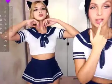 sereneflame – webcam model profile photo Image 10