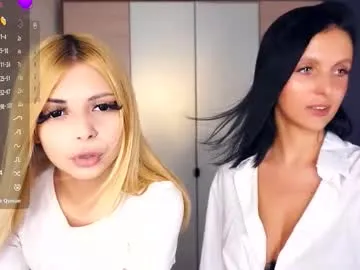 sereneflame – webcam model profile photo Image 7