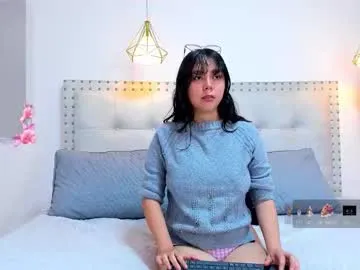 alana15 – webcam model profile photo Image 5