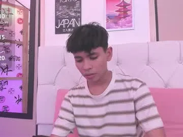 benjamin613999 – webcam model profile photo Image 16