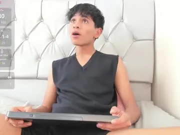 benjamin613999 – webcam model profile photo Image 3