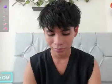 benjamin613999 – webcam model profile photo Image 4