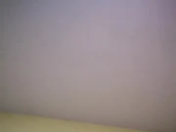 glasses_cat – webcam model profile photo Image 13