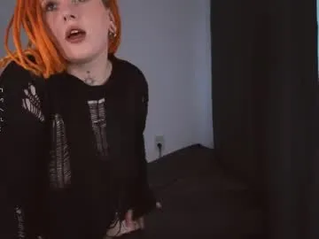 bitchysalome – webcam model profile photo Image 6