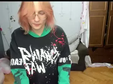 NaughtyInGlasses – webcam model profile photo Image 16