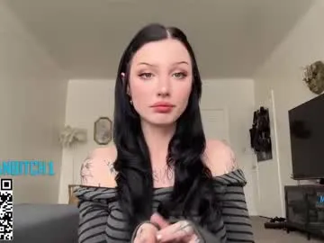 lynxanarres – webcam model profile photo Image 3