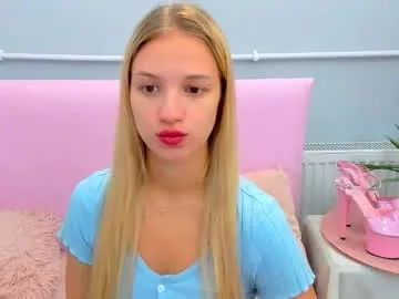 GabbyCollins – webcam model profile photo Image 11