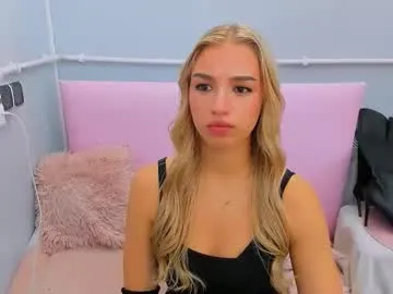 GabbyCollins – webcam model profile photo Image 18