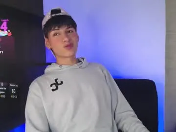 millemimi – webcam model profile photo Image 14