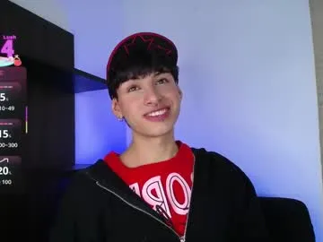 millemimi – webcam model profile photo Image 8