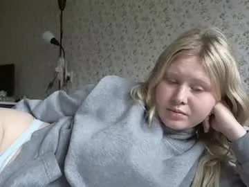 Blonde_sexy21 – webcam model profile photo Image 3