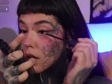 alana15 – webcam model profile photo Image 18