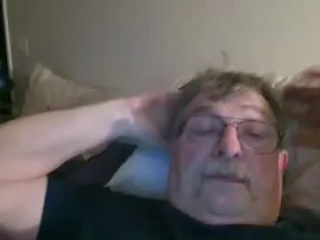 cumband – webcam model profile photo Image 3