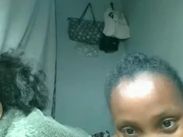 lucretiaburnaugh – webcam model profile photo Image 9