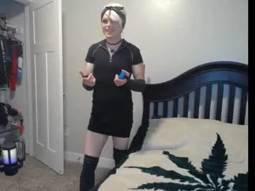 IORio2 – webcam model profile photo Image 11