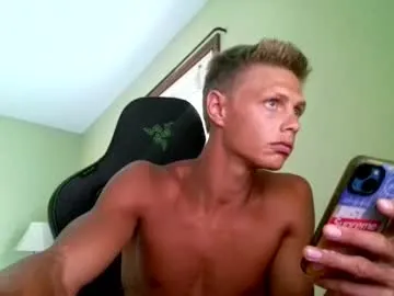 Daddyslut2_0 – webcam model profile photo Image 7