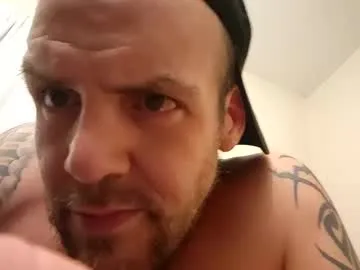 Allla – webcam model profile photo Image 3