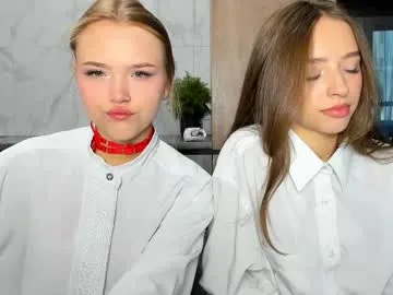 LolaFox – webcam model profile photo Image 8