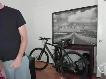 TOP_po – webcam model profile photo Image 16