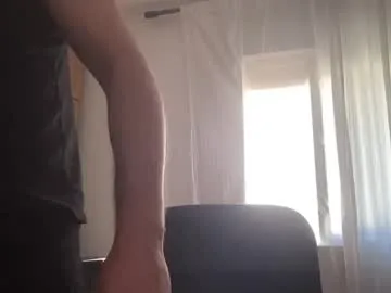 IORio2 – webcam model profile photo Image 6