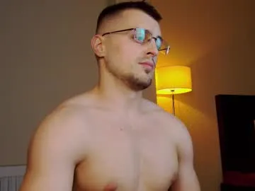 motodub – webcam model profile photo Image 11