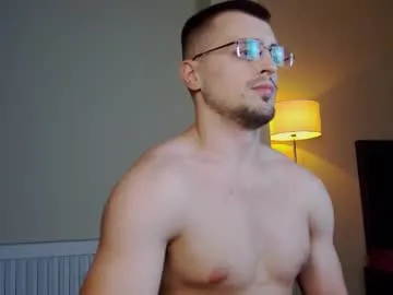 motodub – webcam model profile photo Image 12