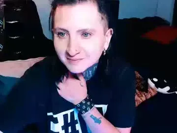 Taanni – webcam model profile photo Image 17