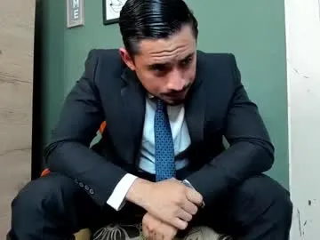 sigmasian – webcam model profile photo Image 9