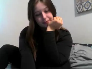 violetmist666 – webcam model profile photo Image 5