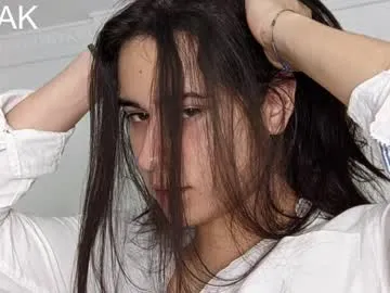 alana15 – webcam model profile photo Image 10