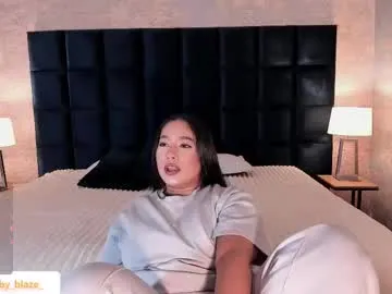 sadestar – webcam model profile photo Image 3