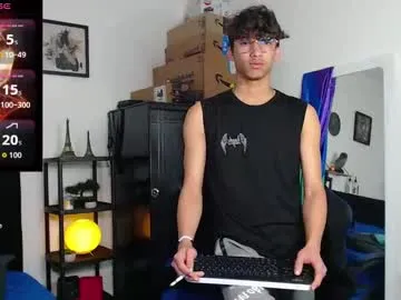 Simonsways99 – webcam model profile photo Image 6